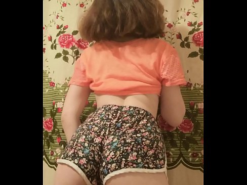 ❤️ Сексуалды жас сәби камерада шорттарын шешіп жатыр Порно kk.hentaiser.ru ☑
